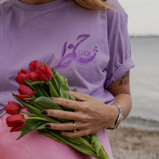 TEE-LILAC-"LUCK"- WOMEN