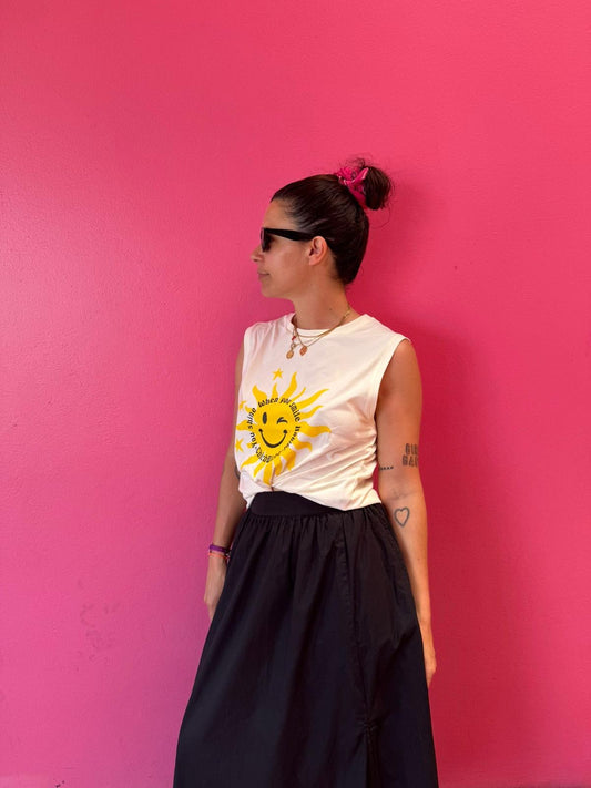 TEE SHIRT -WHITE-  Sans manches "SUN"